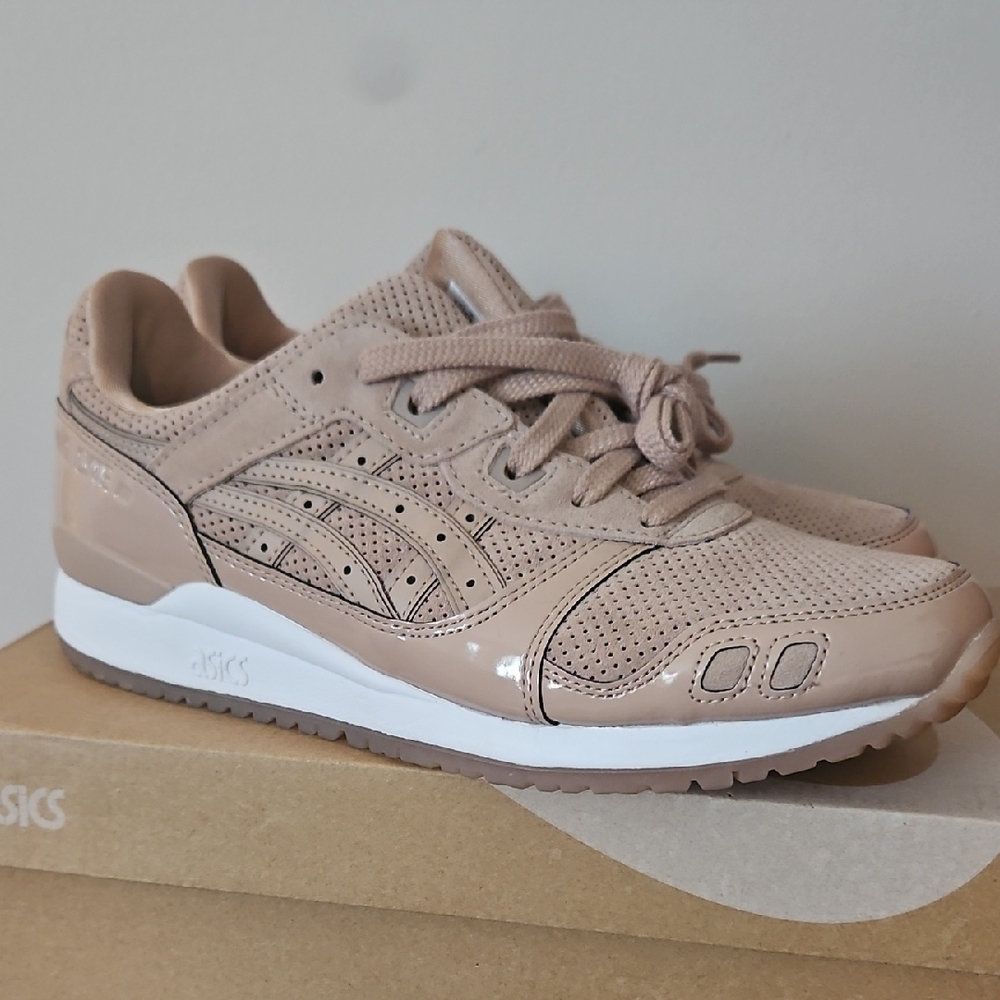 Asics Tan Gel-Lyte III Sneakers with Split-Tongue Design